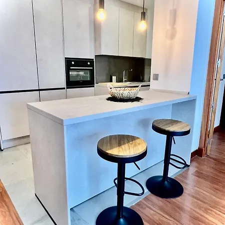 Homely Av Rosaleda Centro Historico Apartment *