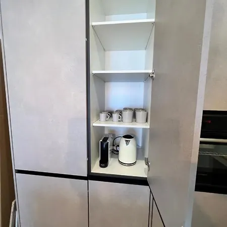 Homely Av Rosaleda Centro Historico Apartment Malaga
