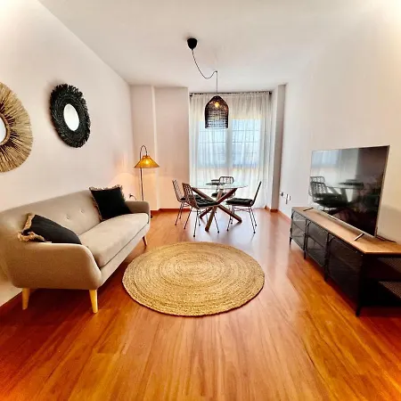 Homely Av Rosaleda Centro Historico Appartement *
