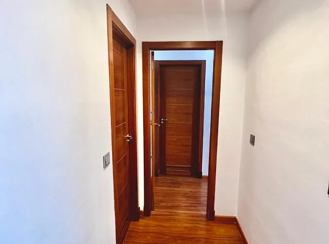 Homely Av Rosaleda Centro Historico Daire *