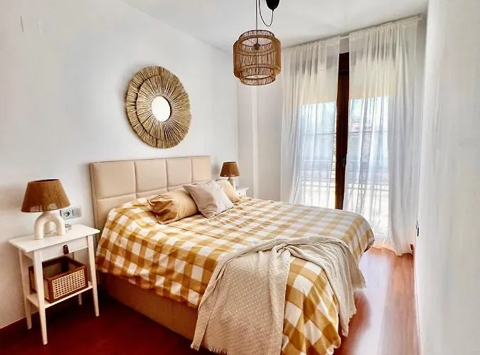 Homely Av Rosaleda Centro Historico Daire *